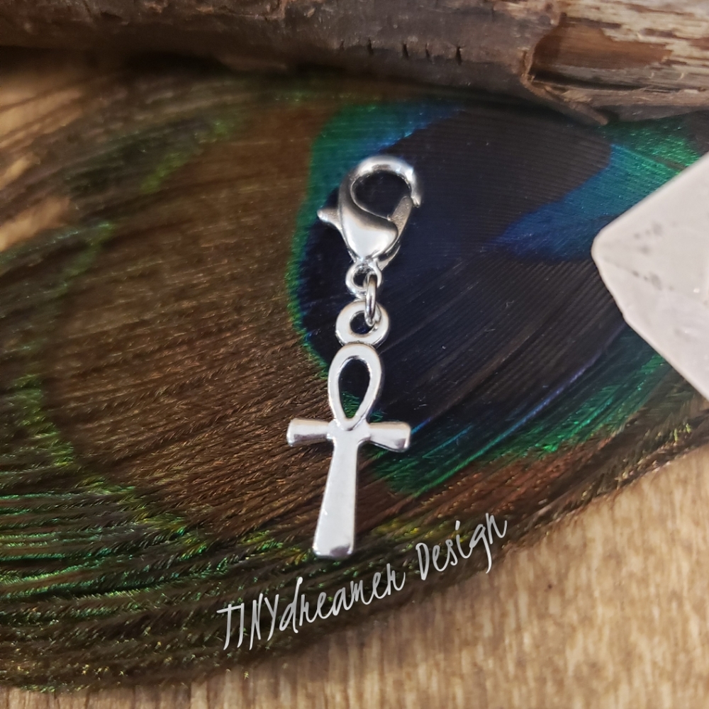5/$25 Egyptian Silver Ankh clipon Charm for Bracelet~Zipper~Occult~Goth Bag Clip